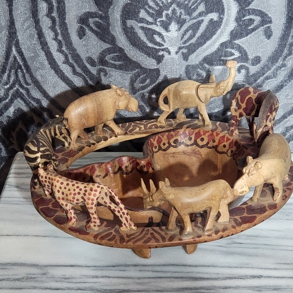 Handcarved Wooden Animal African Safari Bowl - Picture 2 of 10